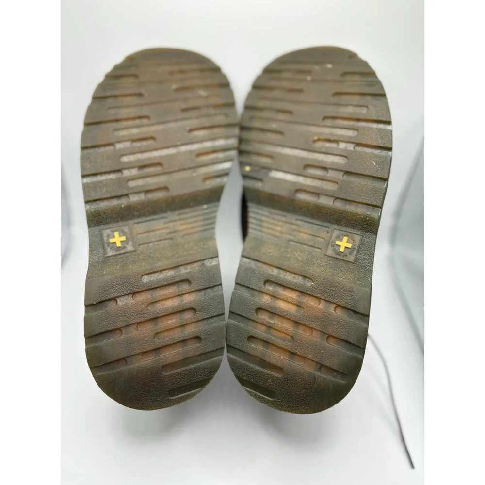 Dr. Martens used look